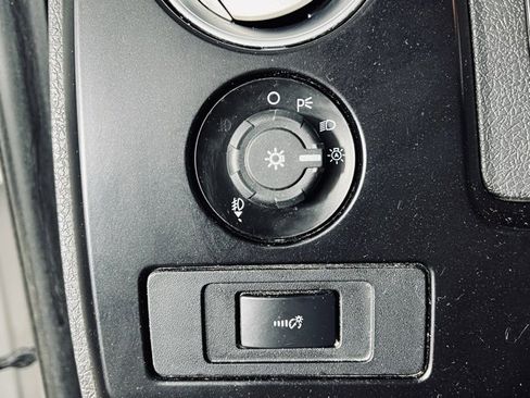 Used 2014 Ford F150 FX4 w/ Equipment Group 402A Luxury image 19