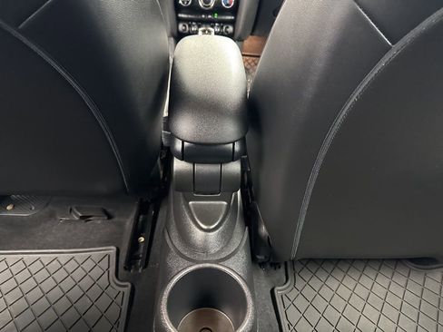 Used 2020 MINI Cooper 4-Door Hardtop image 31