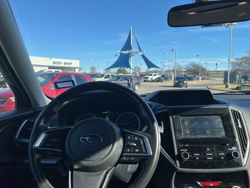 Used 2023 Subaru Forester Premium image 6
