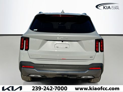 New 2026 Kia Sorento S image 4