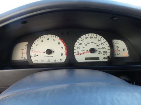 Used 2002 Toyota Tacoma PreRunner image 28