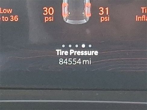 Used 2023 Jeep Grand Cherokee Limited image 21