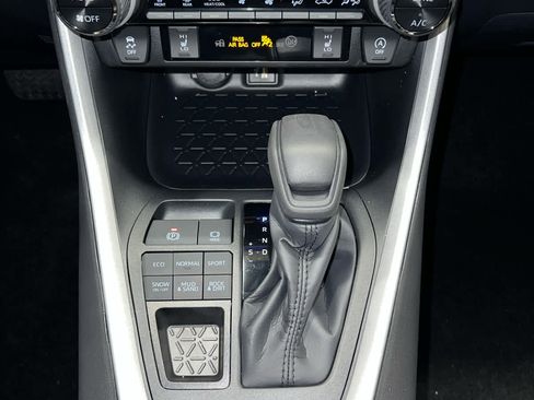 New 2025 Toyota RAV4 XLE w/ Convenience Package image 26