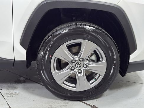 Certified 2025 Toyota RAV4 LE image 21