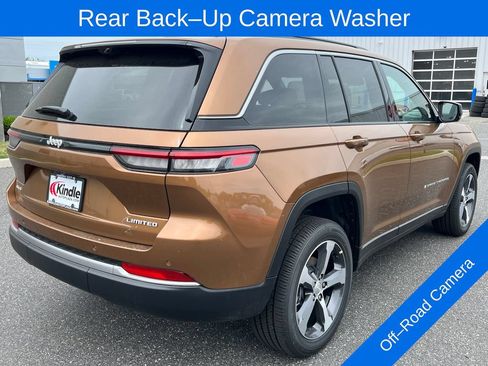 New 2026 Jeep Grand Cherokee Limited w/ Luxury Tech Group II AWD/4WD image 28