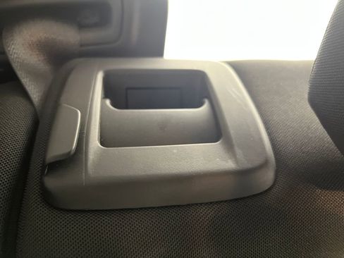 Used 2025 Chevrolet TrailBlazer LT AWD/4WD image 18