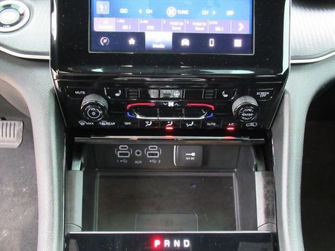 Certified 2023 Jeep Grand Cherokee Altitude image 23