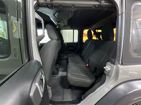 Used 2019 Jeep Wrangler Unlimited Sport S AWD/4WD image 21