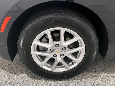 Used 2023 Chevrolet Equinox LT FWD image 42