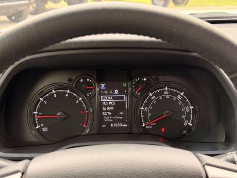 Used 2023 Toyota 4Runner SR5 Premium w/ Moonroof Package AWD/4WD image 35