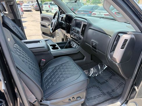 Used 2016 GMC Sierra 1500 SLT w/ All Terrain X Package AWD/4WD image 13