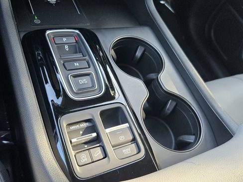 Used 2024 Honda Pilot EX-L image 20