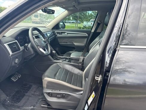 Used 2021 Volkswagen Atlas SEL Premium AWD/4WD image 29