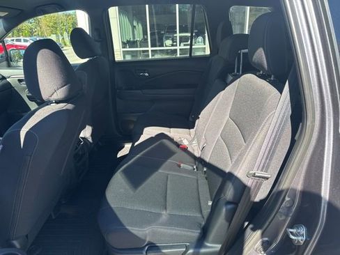 Used 2019 Honda Passport Sport image 17