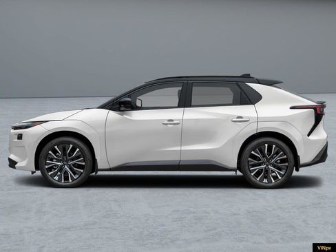 New 2026 Subaru Solterra image 3