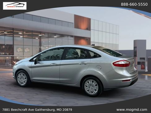 Used 2015 Ford Fiesta S FWD image 4