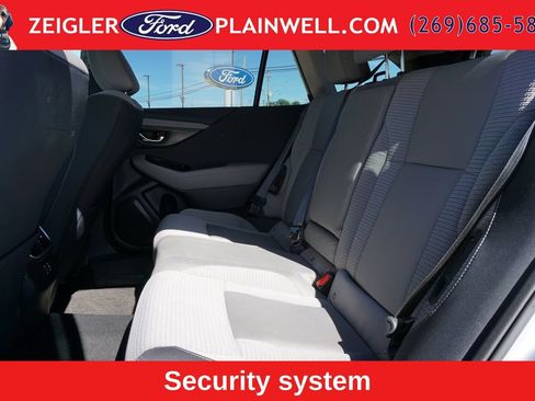 Used 2023 Subaru Outback Premium AWD/4WD image 12