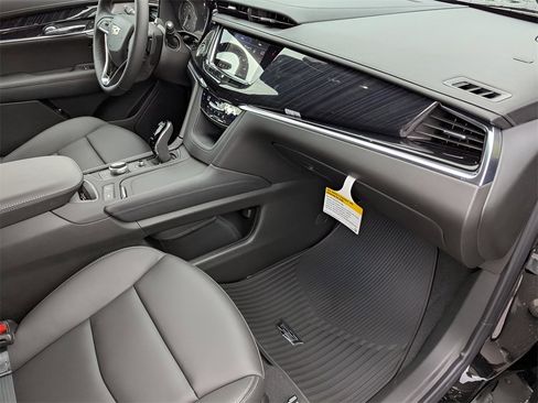 New 2025 Cadillac XT6 Premium Luxury w/ Technology Package image 17