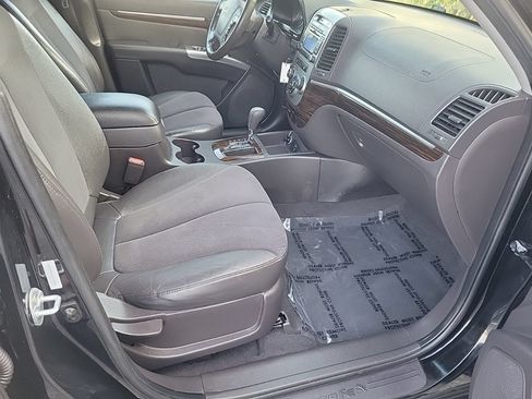 Used 2011 Hyundai Santa Fe SE FWD image 11