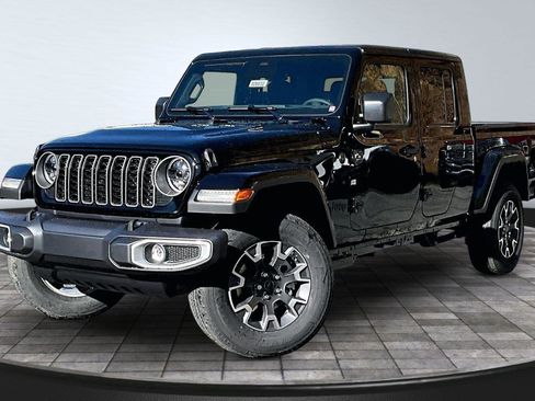 New 2026 Jeep Gladiator Sport AWD/4WD image 2
