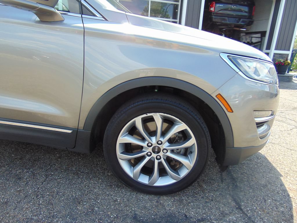 Used 2017 Lincoln MKC Select AWD/4WD image 10