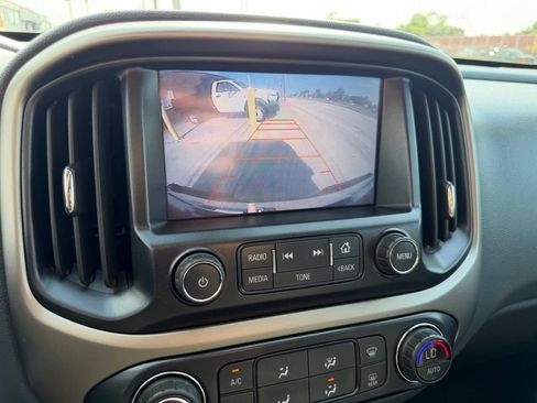 Used 2016 Chevrolet Colorado Z71 AWD/4WD image 29