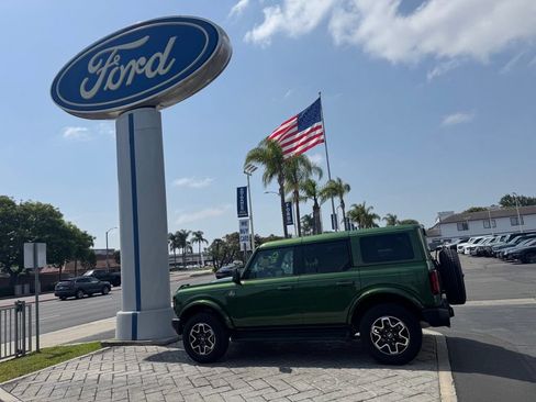 Used 2025 Ford Bronco Outer Banks AWD/4WD image 20