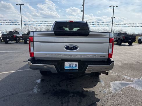 Used 2018 Ford F250 XLT image 5