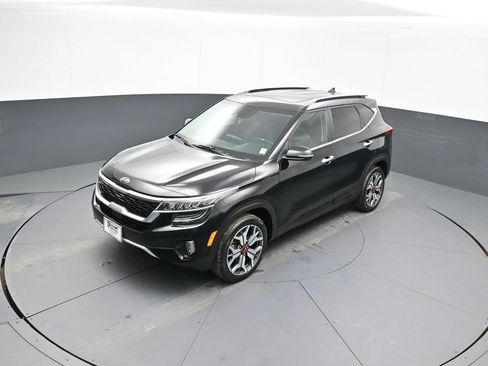 Certified 2021 Kia Seltos SX w/ SX Sunroof Package image 34