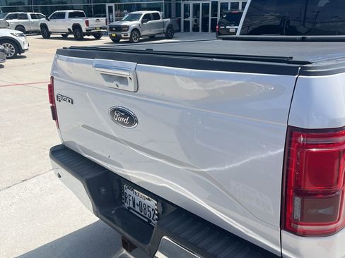 Used 2017 Ford F150 Lariat AWD/4WD image 4