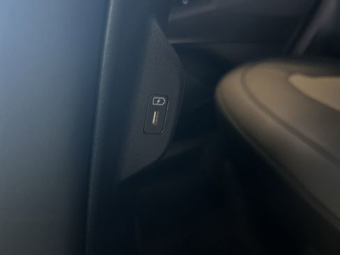 New 2025 Kia Niro Wind w/ Wind Preserve Package image 12