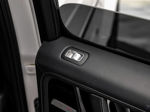Used 2024 Mercedes-Benz G 63 AMG 4MATIC image 98