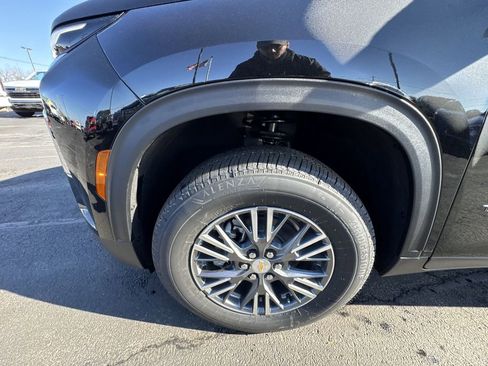 New 2026 Chevrolet Traverse LT image 10