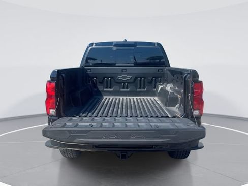 Used 2025 Chevrolet Colorado Z71 AWD/4WD image 23