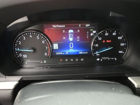 Used 2020 Ford Explorer XLT w/ Equipment Group 202A RWD image 6