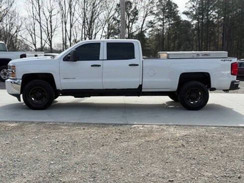 Used 2015 Chevrolet Silverado 3500 W/T w/ WT Convenience Package AWD/4WD image 4