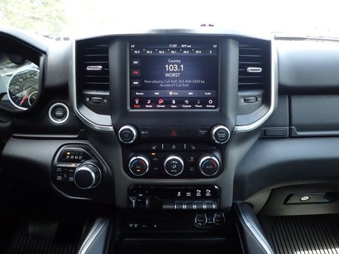 Used 2019 RAM 1500 Big Horn AWD/4WD image 9