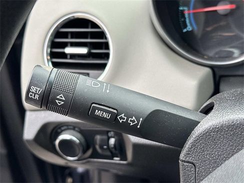 Used 2014 Chevrolet Cruze LS image 26