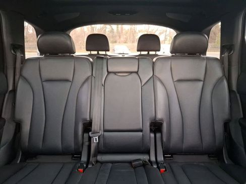 Used 2018 Audi Q7 3.0T Prestige w/ Prestige Package image 13