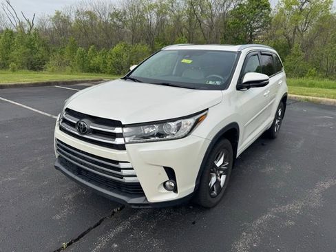 Used 2018 Toyota Highlander Limited Platinum image 7