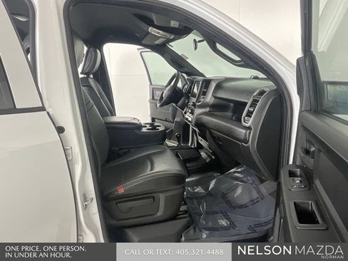 Used 2021 RAM 2500 Tradesman w/ Chrome Appearance Group AWD/4WD image 14