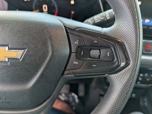 Used 2025 Chevrolet TrailBlazer LT AWD/4WD image 13