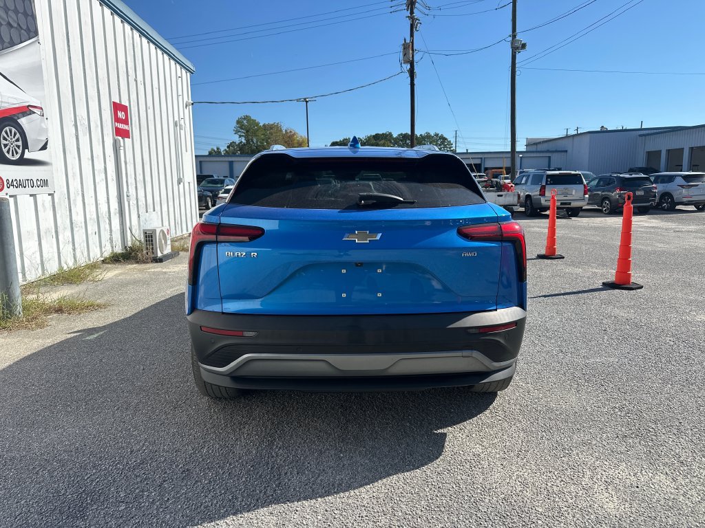 Used 2024 Chevrolet Blazer EV LT AWD/4WD image 7
