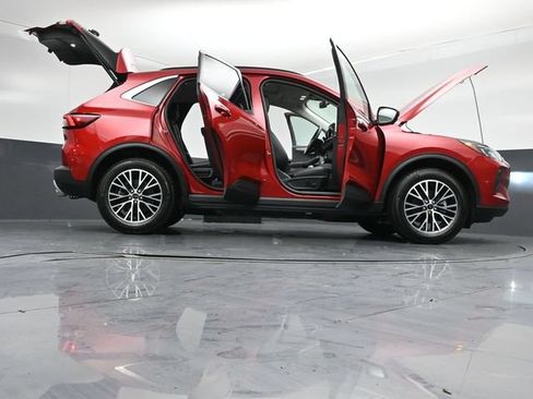 Certified 2025 Ford Escape SE w/ PHEV Premium Package FWD image 49