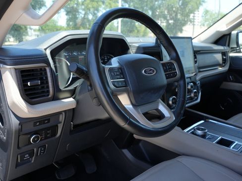 Used 2024 Ford Expedition Max Limited RWD image 15