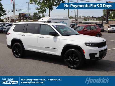Used 2023 Jeep Grand Cherokee L Laredo AWD/4WD image 1