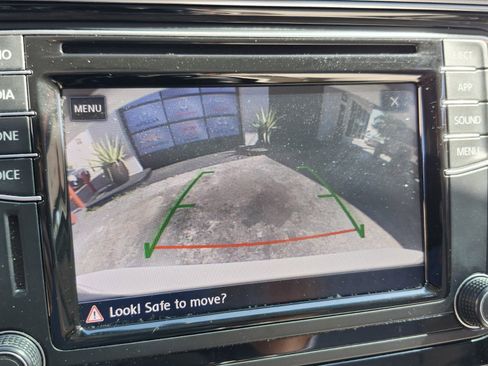 Used 2018 Volkswagen Passat 2.0T SE image 22