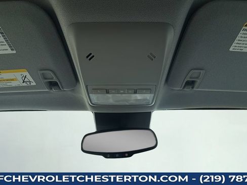 Used 2020 Chevrolet Trax LT w/ LT Convenience Package AWD/4WD image 21