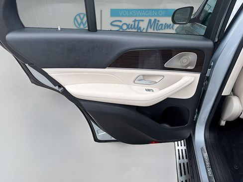 Used 2022 Mercedes-Benz GLE 350 w/ Premium Package image 26