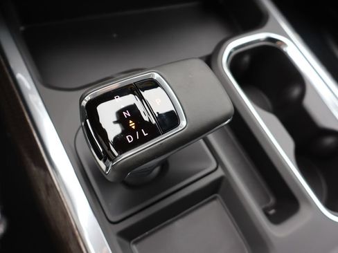 New 2026 Chevrolet Silverado 1500 LT w/ LPO, Dark Essentials Package AWD/4WD image 10